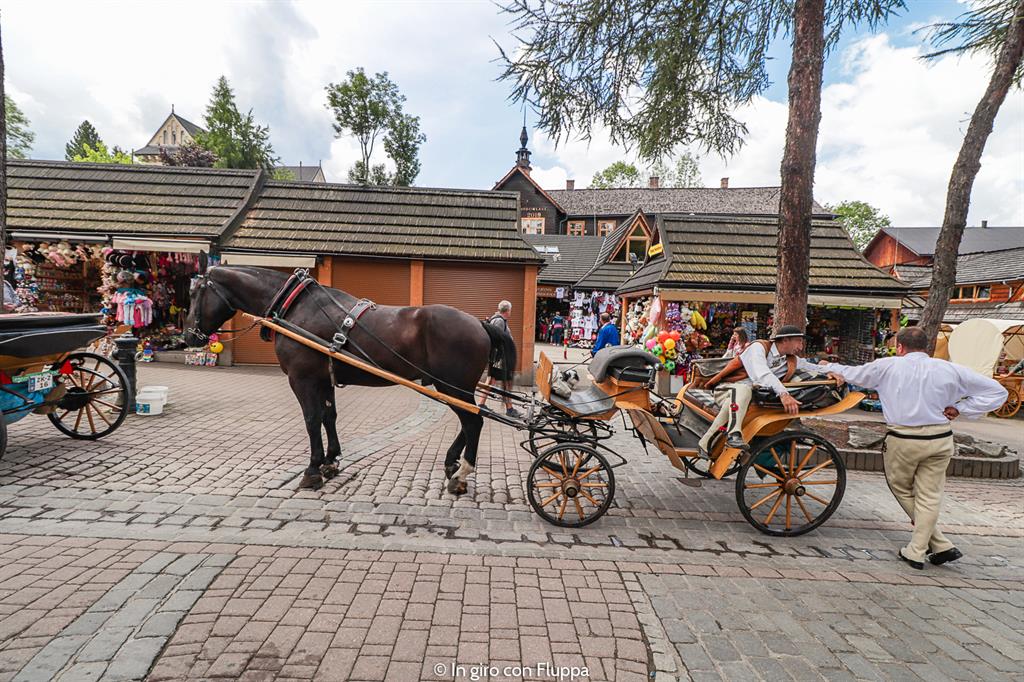 Cosa fare a Zakopane d'estate: passeggiare su Krupówki